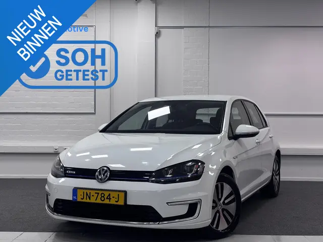 Volkswagen e-Golf e-Golf | Navigatie | SOH 80% | Elektrisch |
