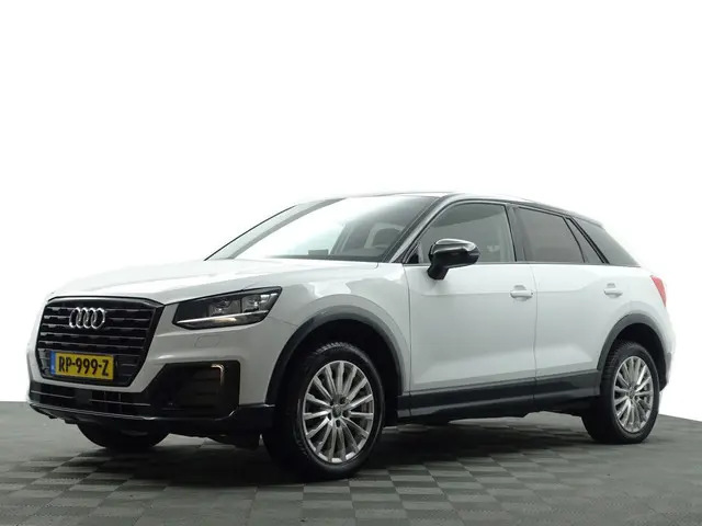 Audi Q2 1.0 TFSI S-line Aut- Two Tone, Navigatie, Park Assist, Led, Cruise, Trekhaak