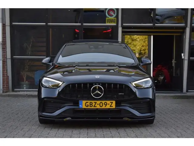 Mercedes-Benz C-klasse 300 4MATIC AMG Pano 360C Keyless 20" Trekhaak