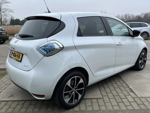 Renault ZOE E-TECH ELECTRIC Q90 Intens Quickcharge 41 kWh (ex Accu-huuraccu) / Camera / Cruise / Cli...