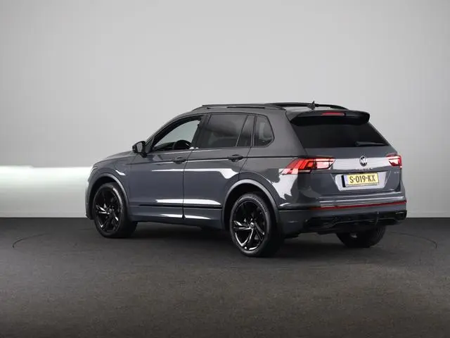 Volkswagen Tiguan 1.4 TSI eHybrid R-Line Business+ 245 pk Automaat (DSG) | Verlengde garantie | Navi...
