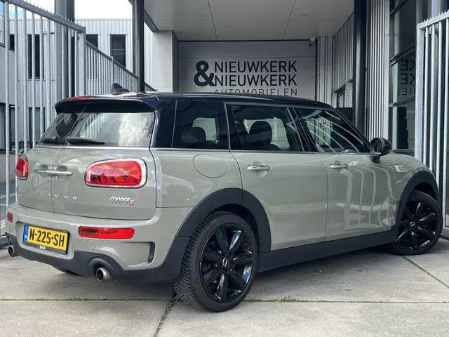 MINI Mini Clubman 2.0 Cooper S Pepper Serious Business | AUTOMAAT | NAVI XL | CARPLAY/ANDROID | CRUI...