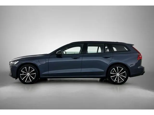 Volvo V60 2.0 T6 Plug-in hybrid AWD Plus Dark