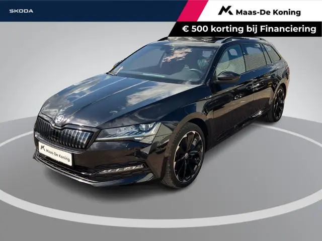Skoda Superb Combi 1.4TSI 180KW/245PK Sportline Business Panoramadak · Trekhaak · 360°Camera + Parke...