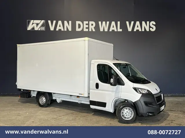 Peugeot Boxer 2.2 BlueHDi 141pk Bakwagen Laadklep Euro6 Airco | Cruisecontrol | 995kg laadvermogen B...