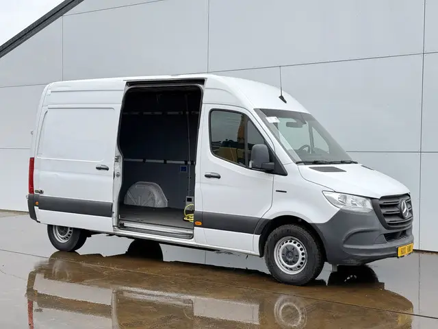 Mercedes-Benz eSprinter