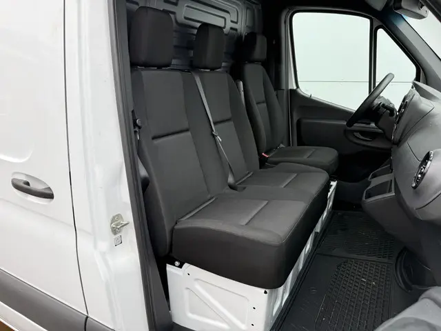 Mercedes-Benz eSprinter