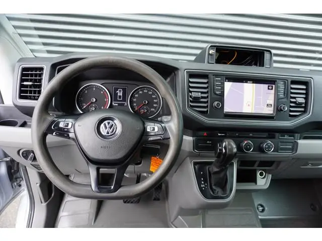 Volkswagen Crafter 180pk Automaat Dubbellucht Open laadbak LED Trekhaak Dubbele cabine Cruise contro...