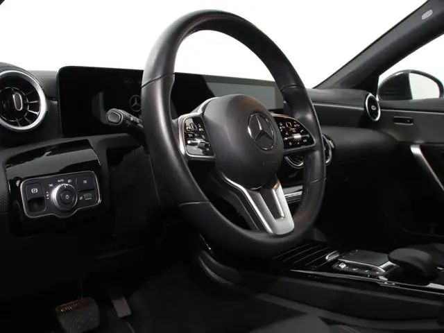 Mercedes-Benz CLA-klasse Shooting Brake 200 163pk DCT Progressive Navigatie Camera Parkeersensoren E...