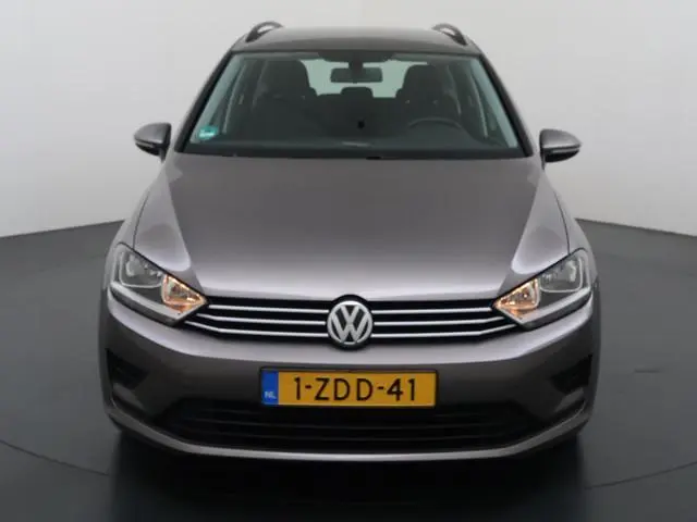 Volkswagen Golf Sportsvan 1.2 TSI Comfortline | Navigatie | Parkeer camera