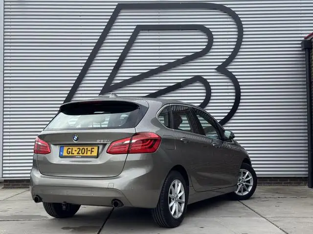 BMW 2-serie Active Tourer 220i 2e Eigenaar|Navi|Pano|Leder|Clima|Cruise|Trekhaak|Stoelverwarming|Spo...