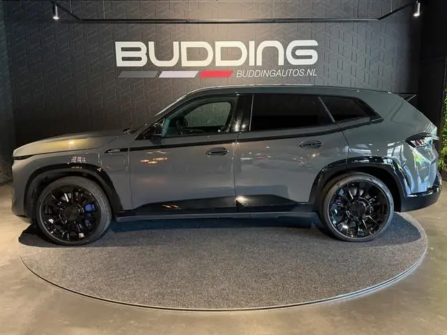 BMW XM