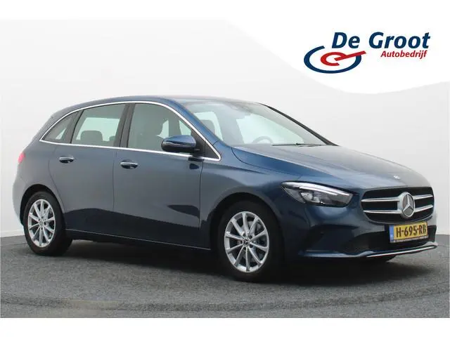Mercedes-Benz B-klasse 220 Launch Edition Premium Sfeerverlichting, Camera, Keyless, Apple Carplay,...