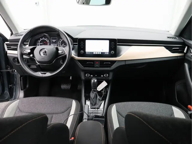 ŠKODA Kamiq 1.0 TSI Style/ lage km/ automaat!