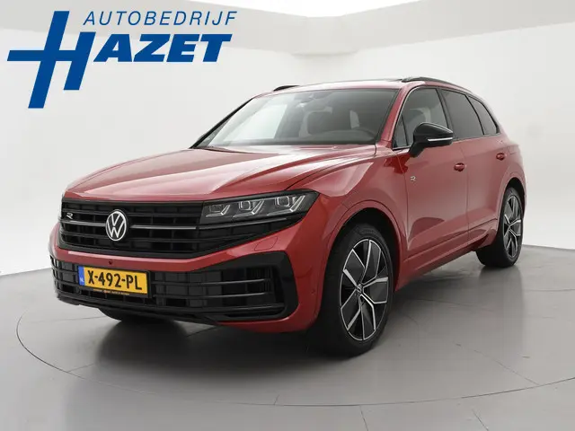 Volkswagen Touareg R 3.0 TSi V6 eHybrid 4MOTION R 462 PK *CHILI RED* + PANORAMA | STOELVENTILATIE |...