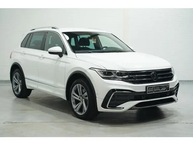 Volkswagen Tiguan 1.4 TSI eHybrid R-Line Business+ NAP Clima Camera 360 Apple Carplay Led koplampen...