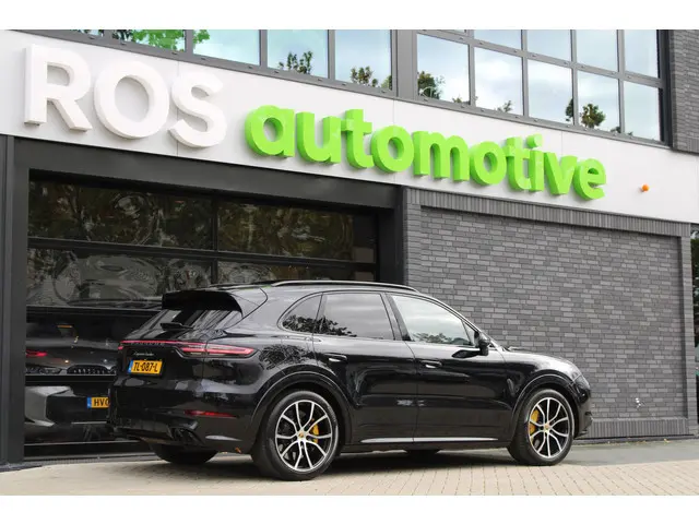 Porsche Cayenne 4.0 Turbo | NAP | KERAMISCH | PANO | BURMESTER | CARBON | SOFT-CLOSE | 360 | KEYLESS...