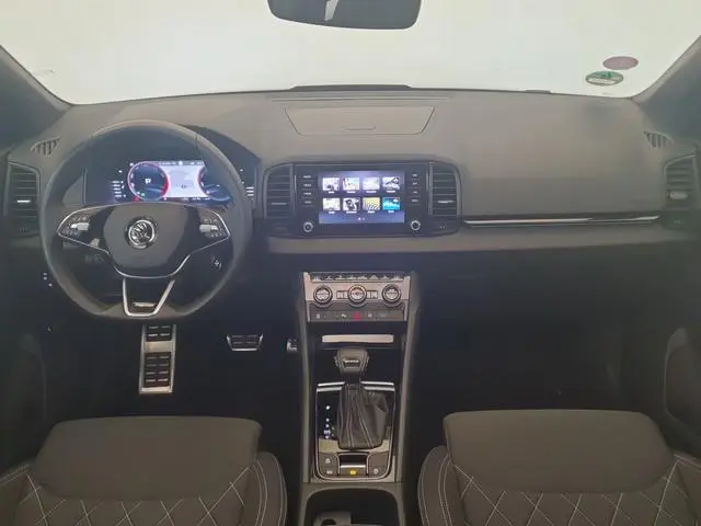 ŠKODA Karoq 1.5 TSI ACT 150pk DSG/AUT Sportline Business Panoramadak, Wegklapbare Trekhaak, Camera