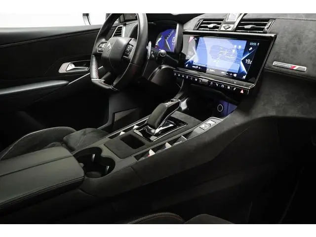 DS 7 Crossback E-Tense 4x4 Performance Line | PANORAMADAK | LED | HALF LEDER | STOELVERWARMING | CAM...