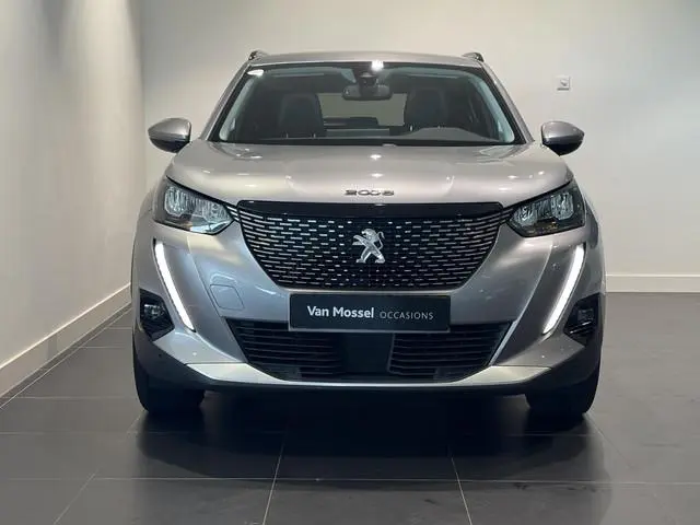 Peugeot 2008 1.2 PureTech Blue Lease Allure - STOELVERWARMING - NAVIGATIE - FULL LED