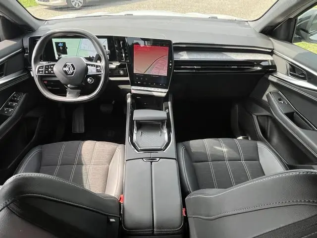 Renault Austral 1.2 E-Tech full hybrid 200PK techno / Dealer onderhouden / Camera / Parkeerhulp V+A...