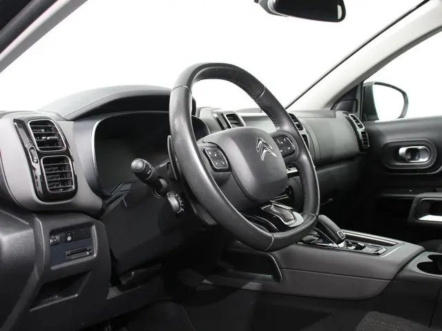 Citroen C5 Aircross 1.2 PureTech 130pk Automaat Business | Climate Control | Navigatie | Cruise | Pa...