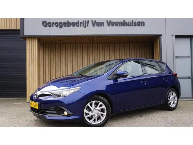 Toyota Auris 1.2T 115pk Aspiration Clima Trekhaak 16inch LM *117132km* NL auto Cruise Navi *2de eign...