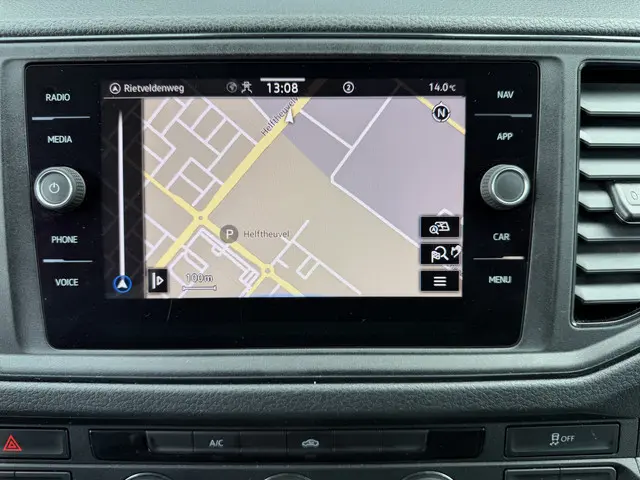 Volkswagen Crafter 35 2.0 TDI 141PK EUR 6 L3H3 Cruise Control/CarPlay/camera