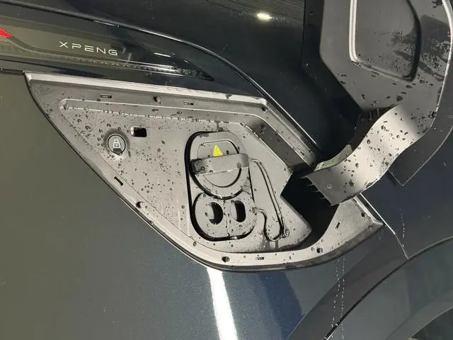 XPENG G6
