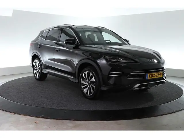 BYD SEAL U