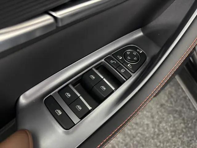 BYD SEAL U