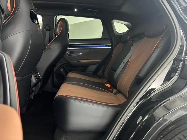 BYD SEAL U