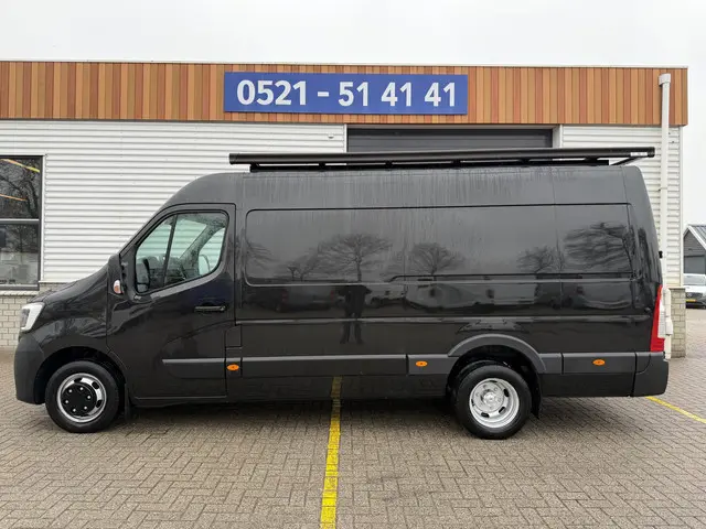 Renault Master T35 2.3 dCi 165pk L3H2 DL Energy Comfort / trekhaak 3500 kg / euro 6 / bpm vrij / vas...