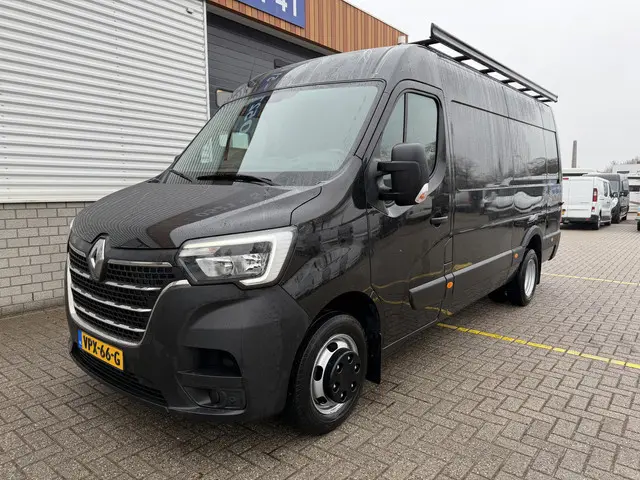 Renault Master T35 2.3 dCi 165pk L3H2 DL Energy Comfort / trekhaak 3500 kg / euro 6 / bpm vrij / vas...
