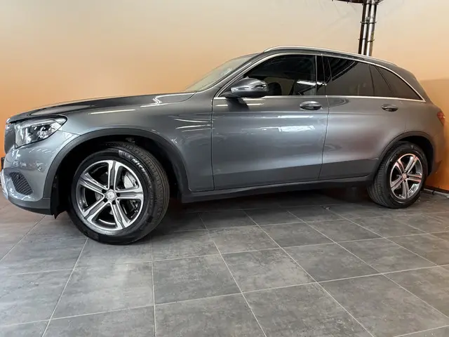 Mercedes-Benz GLC-klasse 250 4MATIC Premium NL Auto! sportinterieur | winterset | trekhaak | stoelve...