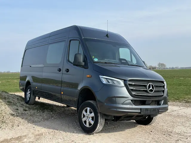 Mercedes-Benz Sprinter 319 CDI 191 PK 4x4 AUTOMAAT FACELIFT BPM VRIJ !! / 9G-TRONIC / L3H2 / STUUR E...