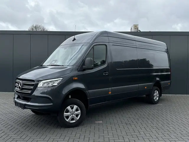 Mercedes-Benz Sprinter 319 CDI 191 PK 4x4 AUTOMAAT FACELIFT BPM VRIJ !! / 9G-TRONIC / L3H2 / STUUR E...