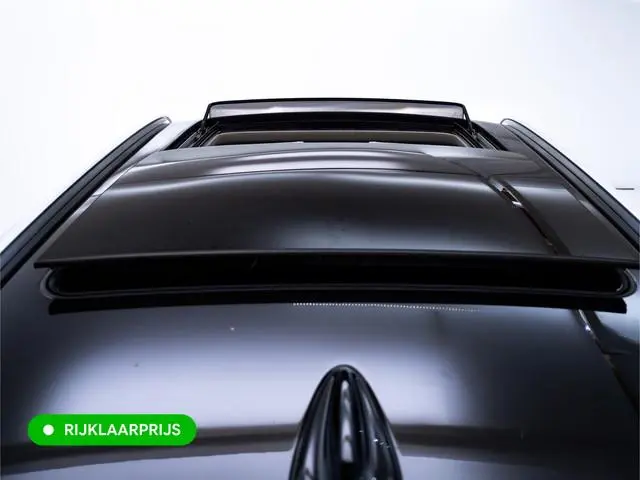 BMW X1 sDrive20i High Exec. X-Line | Afn. trekhaak | Panoramadak | Elec. verst stoel met geheugen |...