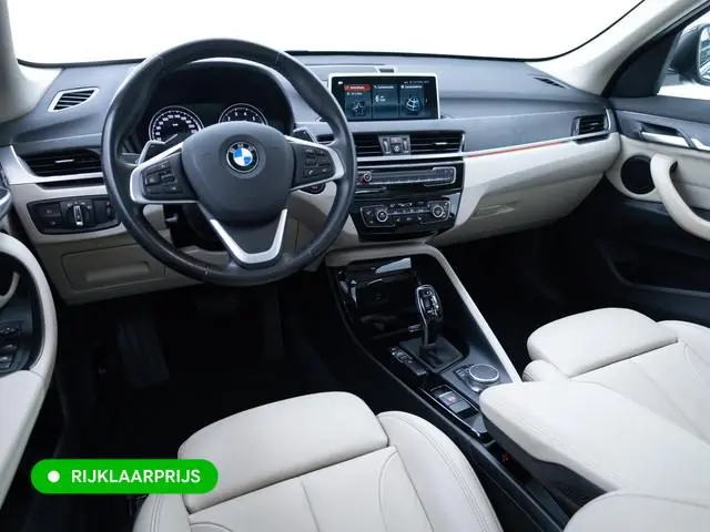 BMW X1 sDrive20i High Exec. X-Line | Afn. trekhaak | Panoramadak | Elec. verst stoel met geheugen |...