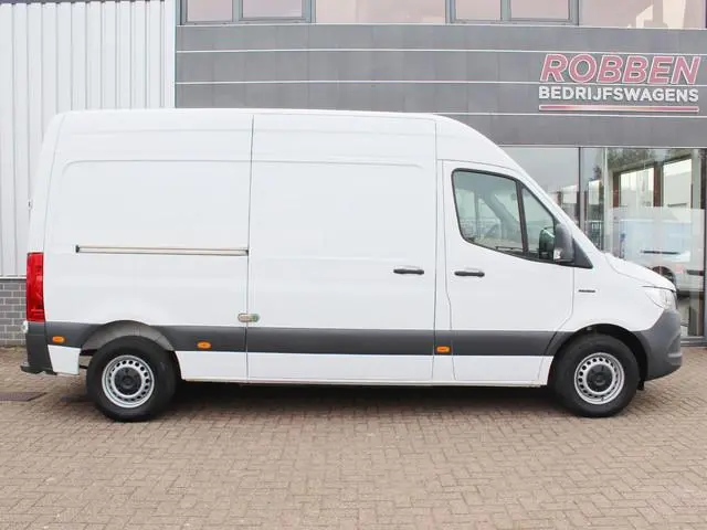 Mercedes-Benz eSprinter L2H2 47 kWh Elektrisch Aut. Airco/Cam