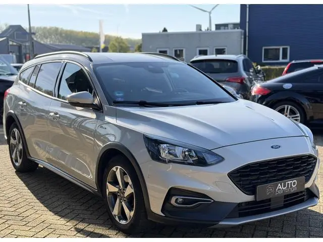 Ford Focus Wagon 1.0 EcoBoost Active Business 125PK | Nette Staat | Trekhaak | Achteruitrijcamera |...