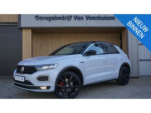 Volkswagen T-Roc 1.5 TSI 150PK DSG 2x R-Line Virtual Cockpit LED 19inch *Black Pack* ACC 79723km *Ze...