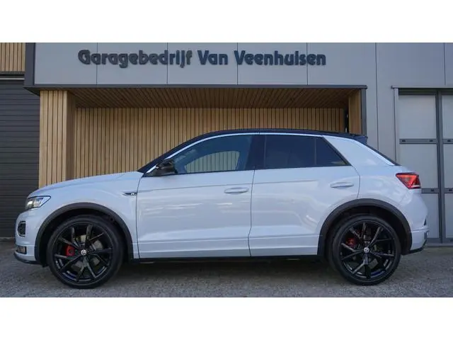 Volkswagen T-Roc 1.5 TSI 150PK DSG 2x R-Line Virtual Cockpit LED 19inch *Black Pack* ACC 79723km *Ze...