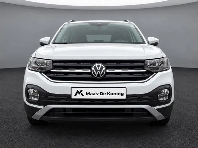 Volkswagen T-Cross 1.0 TSI 95pk Life · Apple/Android Car Play · Trekhaak · P-Sensoren · Airco · 16"V...