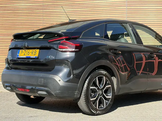 Citroën ë-C4