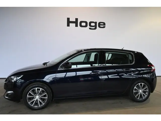 Peugeot 308 1.6 Première Navigatie Trekhaak Clima Cruise Control 100% Onderhouden! Inruil Mogelijk!