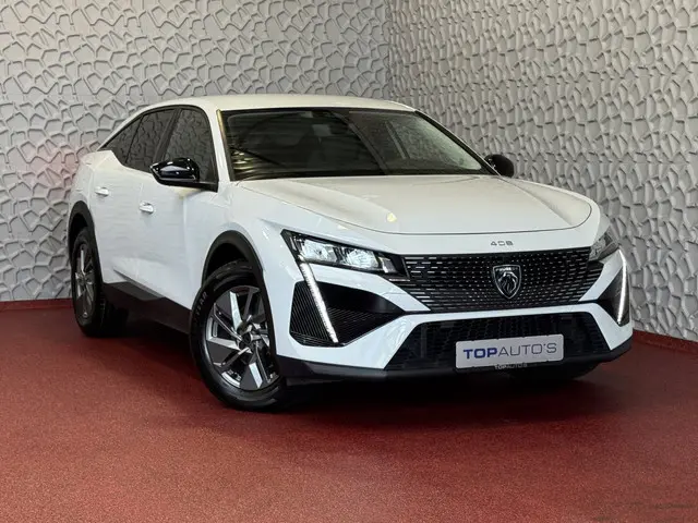 Peugeot 408 BENZINE ALLURE 130 PK  XL.NAVI 360.CAMERA LED HALF LEER VIR.COCKPIT