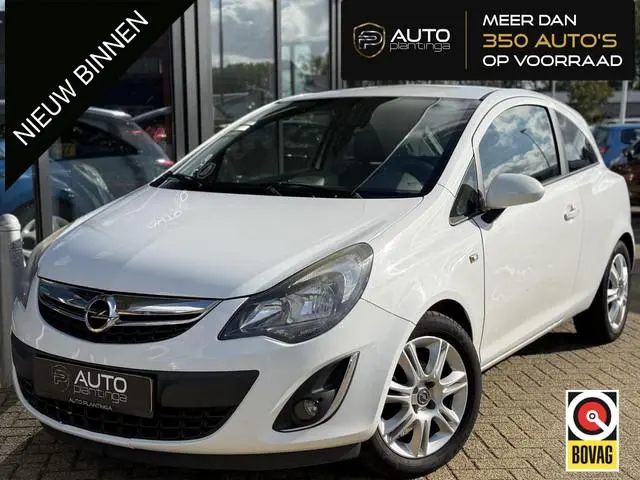 Opel Corsa 1.4-16V BlitZ 101PK | 2e Eigenaar | NL AUTO | NAP | Stoelverwarming | Stuurverwarming | C...
