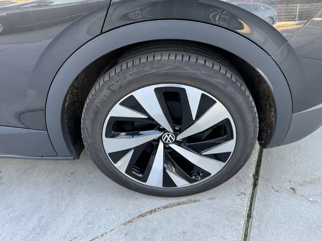 Volkswagen ID.4 First 77 kWh 204pk Stoelverwarming Navigatie Camera