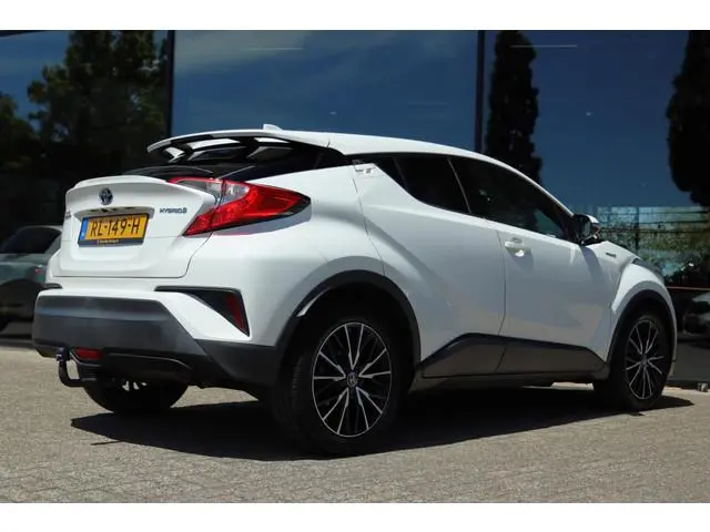 TOYOTA C-HR 1.8 HYBRID DYNAMIC | ACC | CAMERA | TREKHAAK | KEY-LESS | NAVI